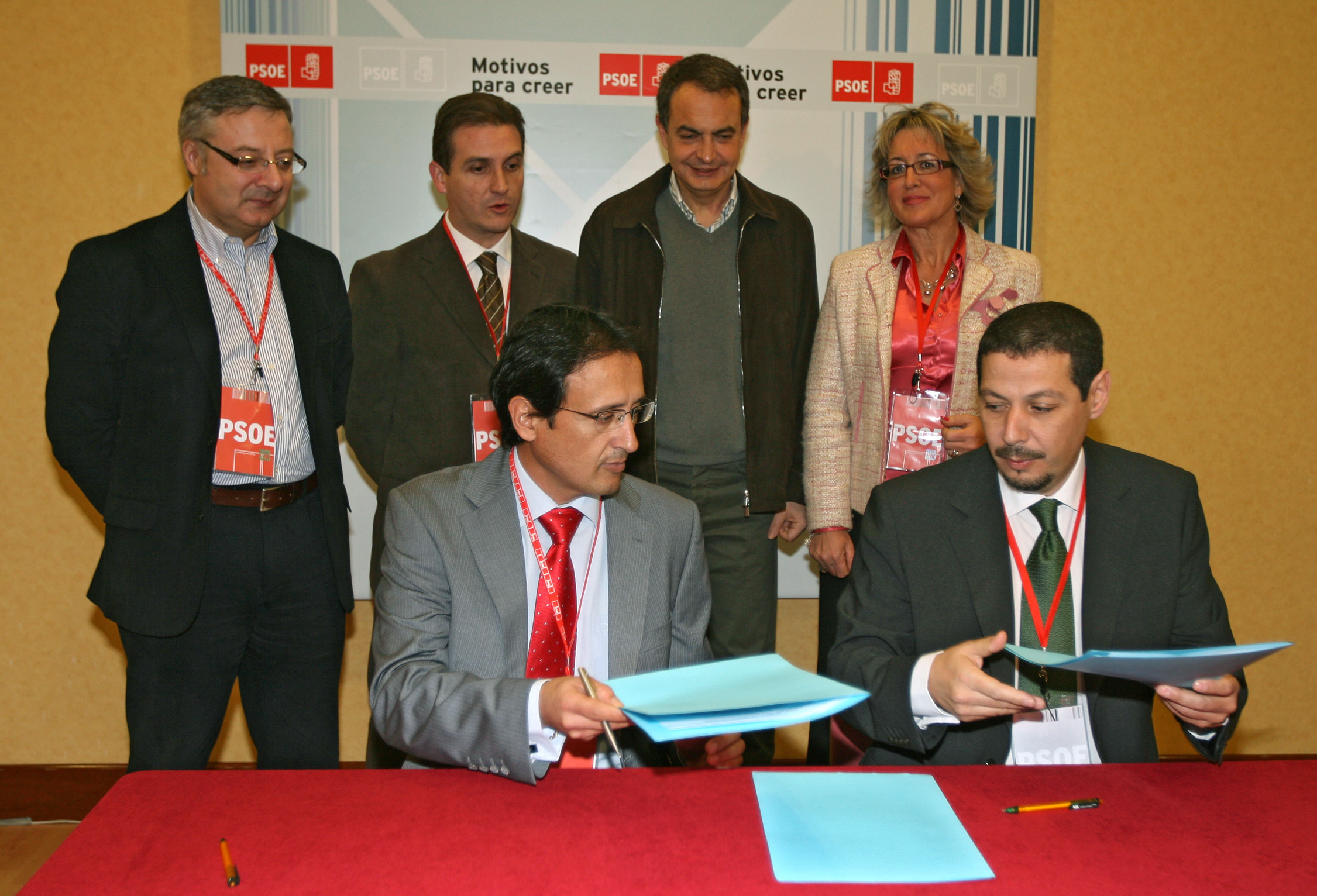 El PSOE y Coalición por Melilla firman un acuerdo para concurrir juntos a  las elecciones del 9 de marzo